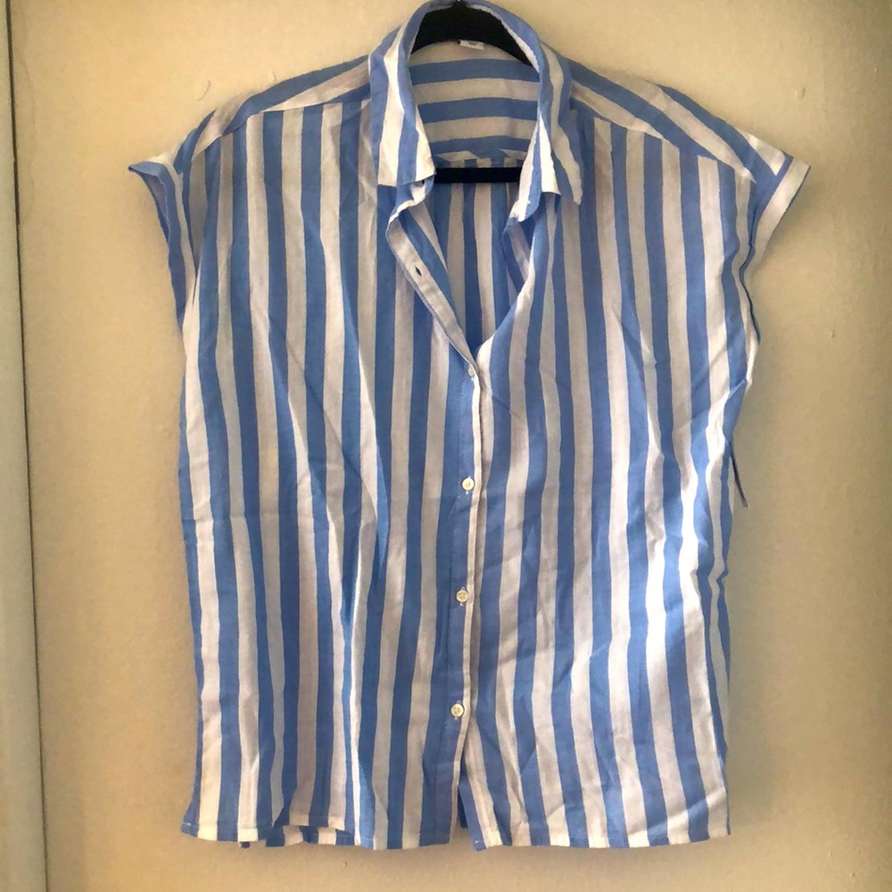 Striped Old Navy Short Sleeve Button Down Shirt